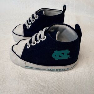 Unc University Of North Carolina Tarheels NCAA Baby Shoes Size 0-6 Months